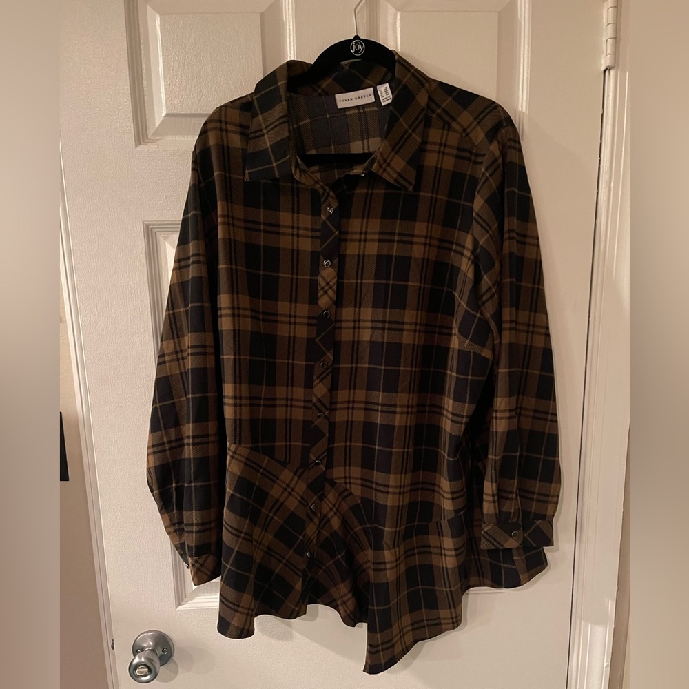 Susan Graver Plaid Top